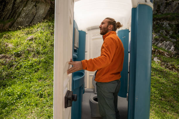 Best Construction site porta potty rental  in Chinook, MT