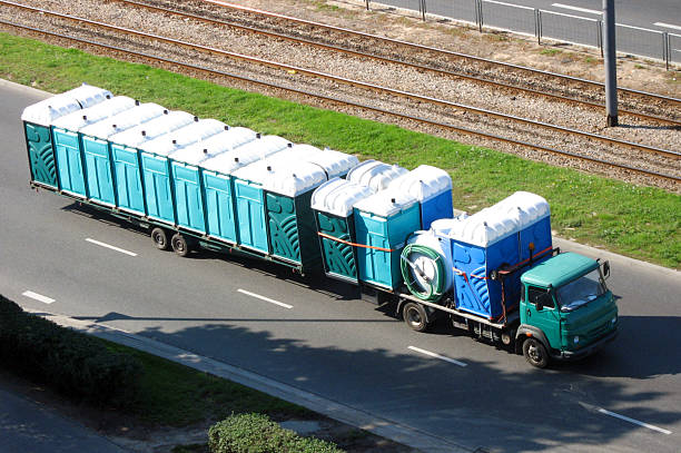 Best Portable toilet rental cost  in Chinook, MT